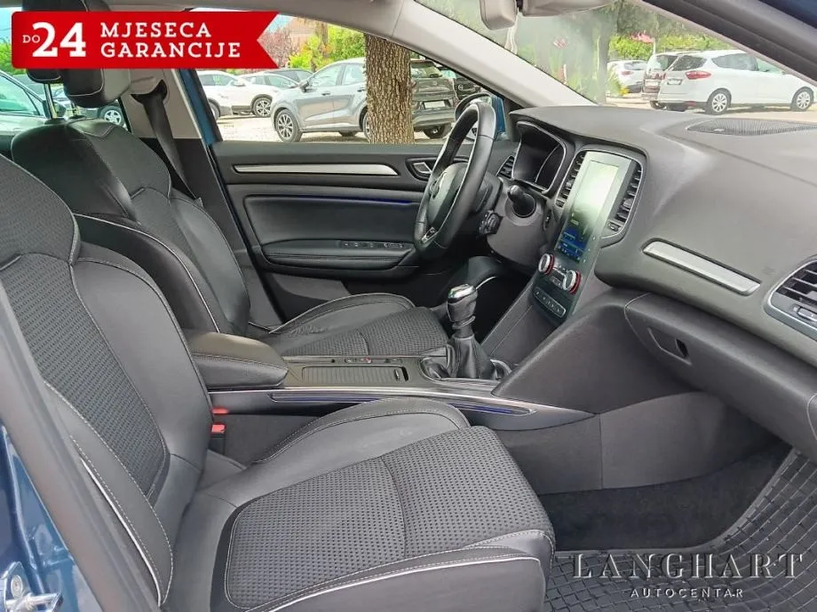 renault megane tce 130,bose,servisna,reg.do 10/2026 - slika 8