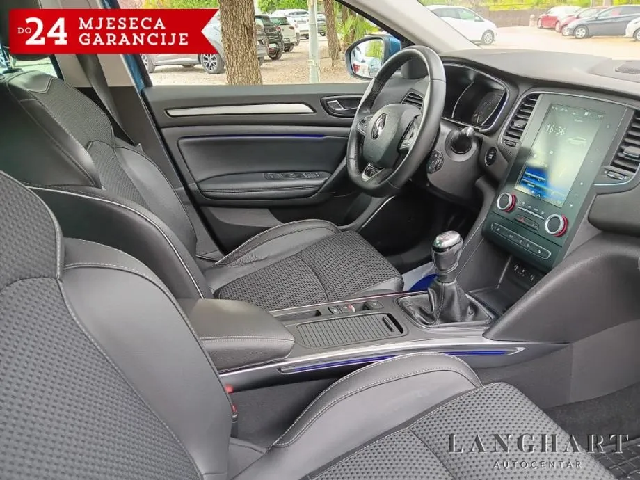 renault megane tce 130,bose,servisna,reg.do 10/2026 - slika 14
