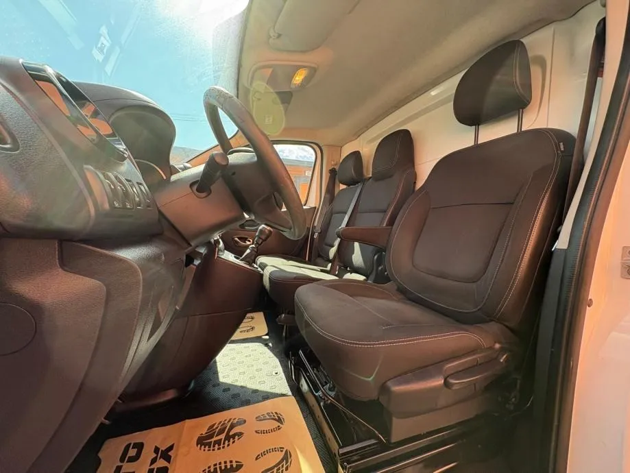 renault trafic l2h2 •2021.g.• klima • leasing bez učešća •, 2021 god. - slika 7