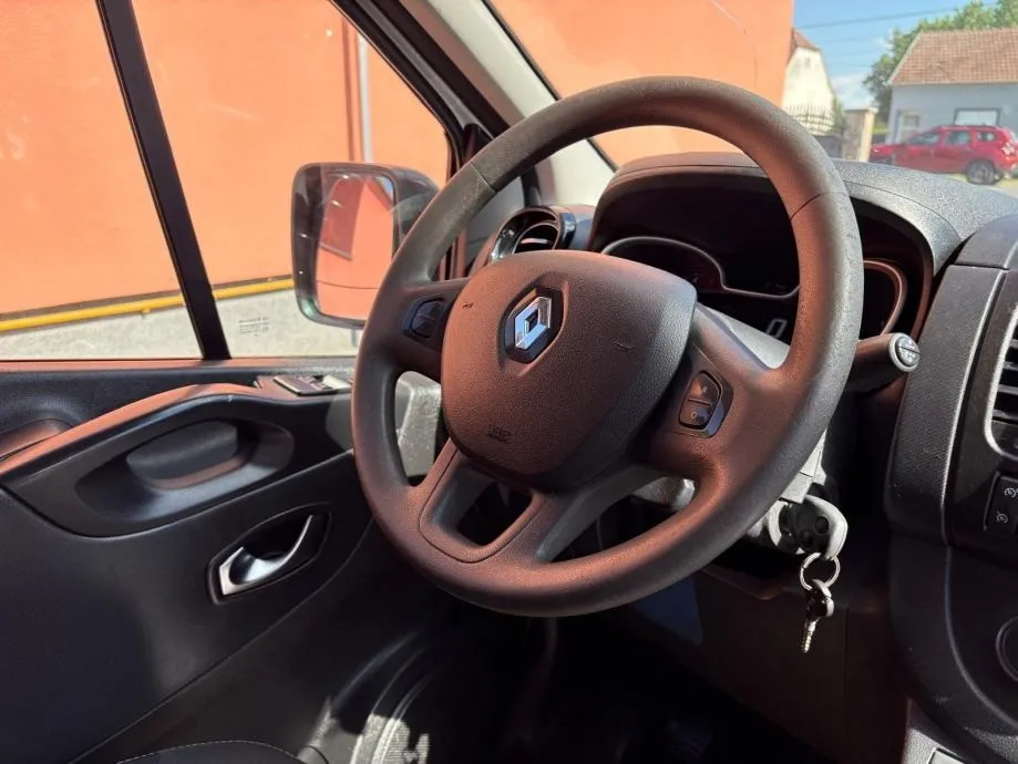renault trafic l2h2 •2021.g.• klima • leasing bez učešća •, 2021 god. - slika 8