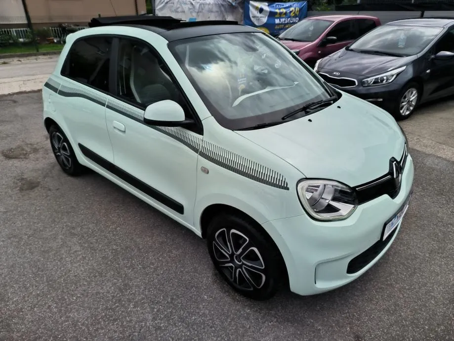 renault twingo 1.0 limited, el. krov, servisna, jamstvo, reg. 1 godinu - slika 2