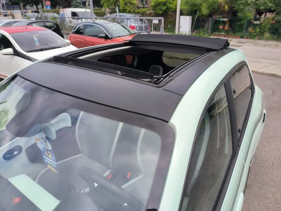 renault twingo 1.0 limited, el. krov, servisna, jamstvo, reg. 1 godinu - slika 6