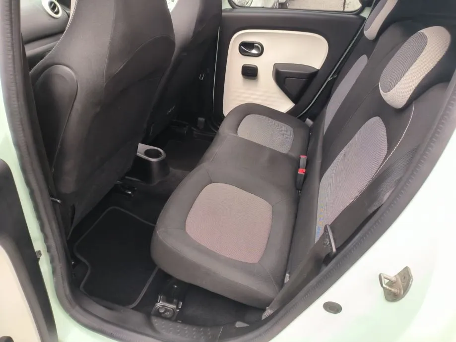 renault twingo 1.0 limited, el. krov, servisna, jamstvo, reg. 1 godinu - slika 15