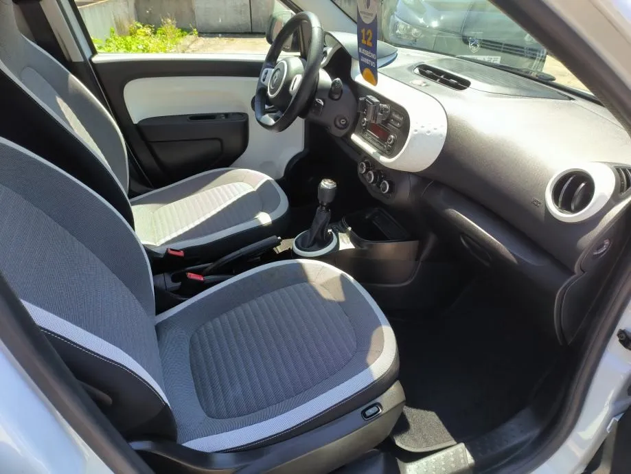 renault twingo 1.0 limited, servisna, jamstvo, reg. 1 godinu - slika 13