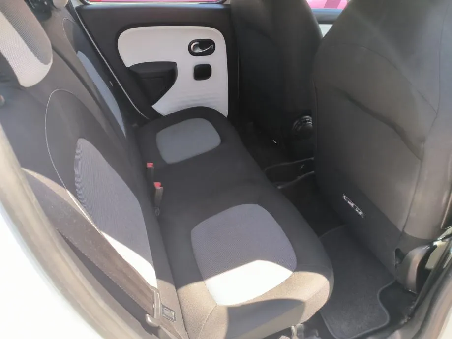 renault twingo 1.0 limited, servisna, jamstvo, reg. 1 godinu - slika 15