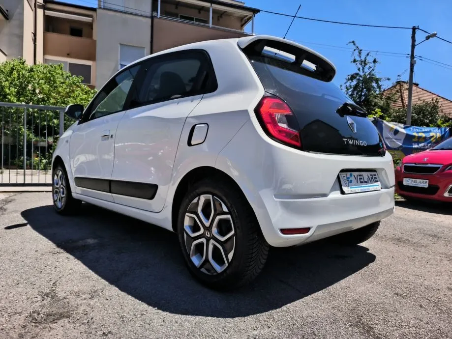 renault twingo 1.0 limited, servisna, jamstvo, reg. 1 godinu - slika 7