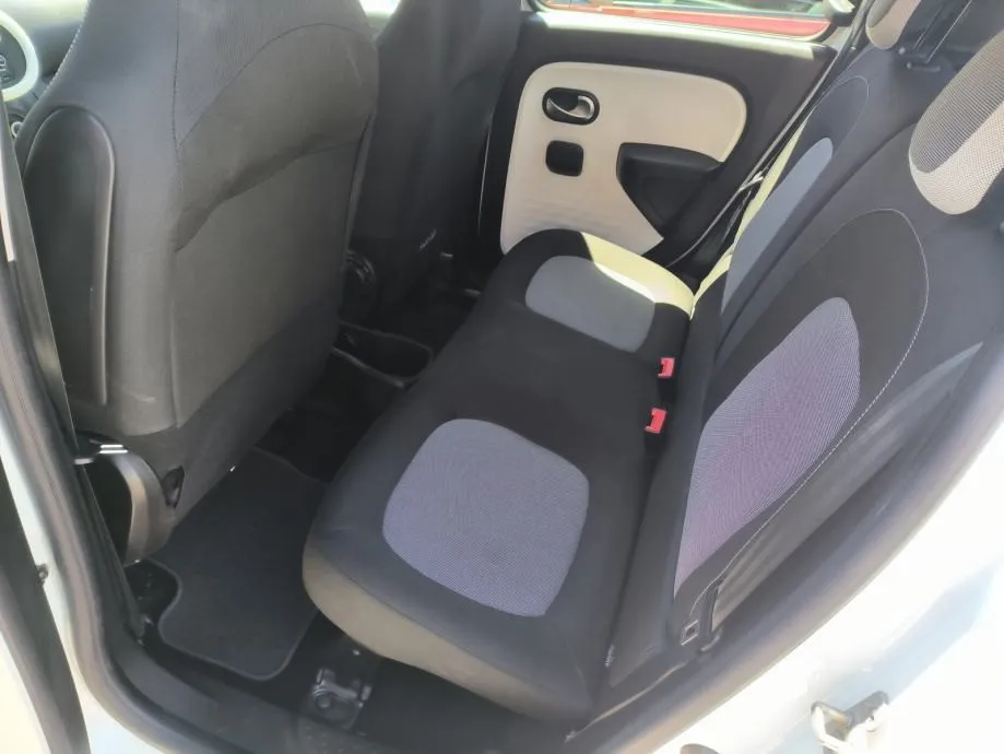 renault twingo 1.0 limited, servisna, jamstvo, reg. 1 godinu - slika 14