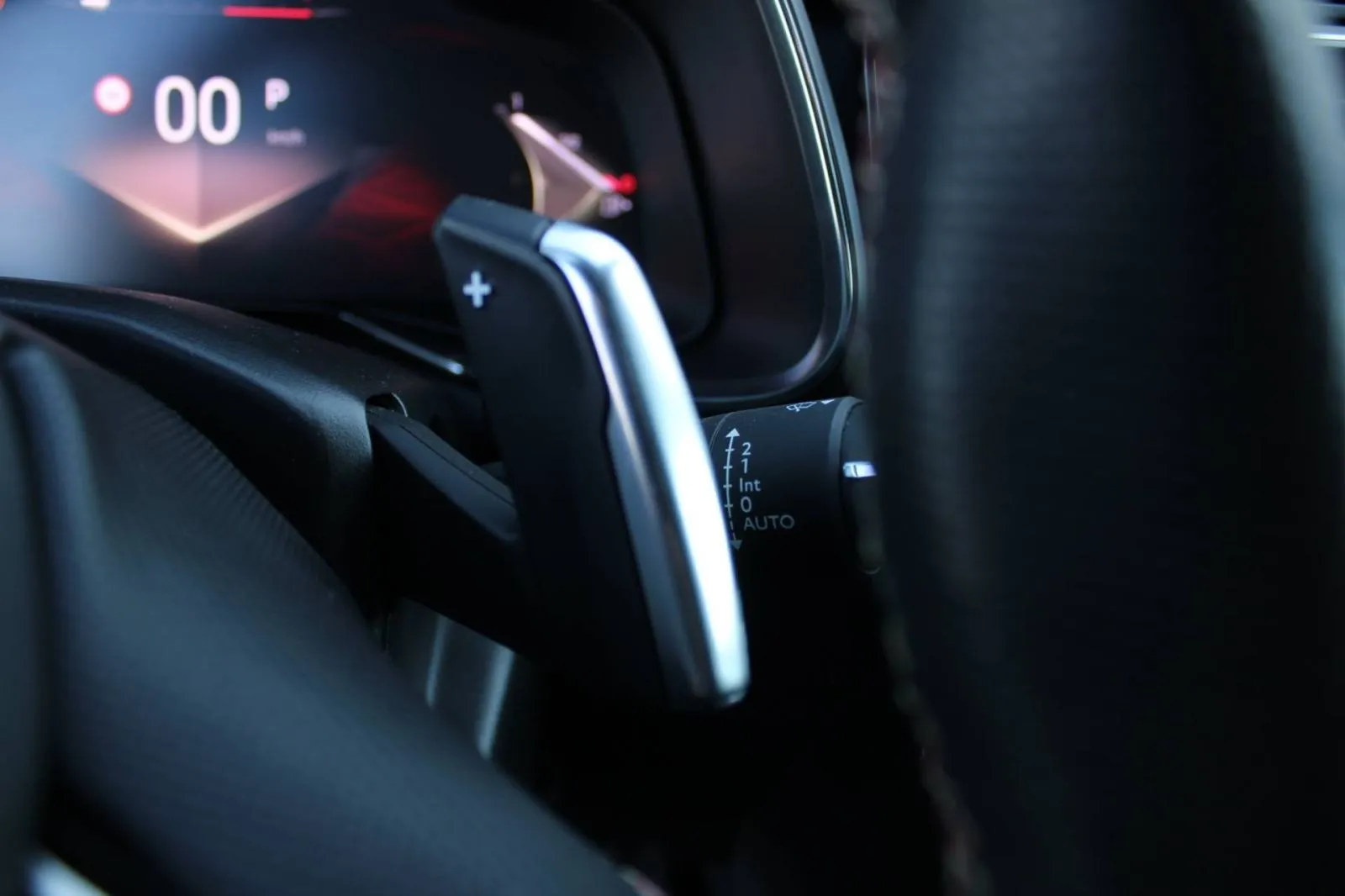 ds 7 bluehdi automatik performance line - slika 17