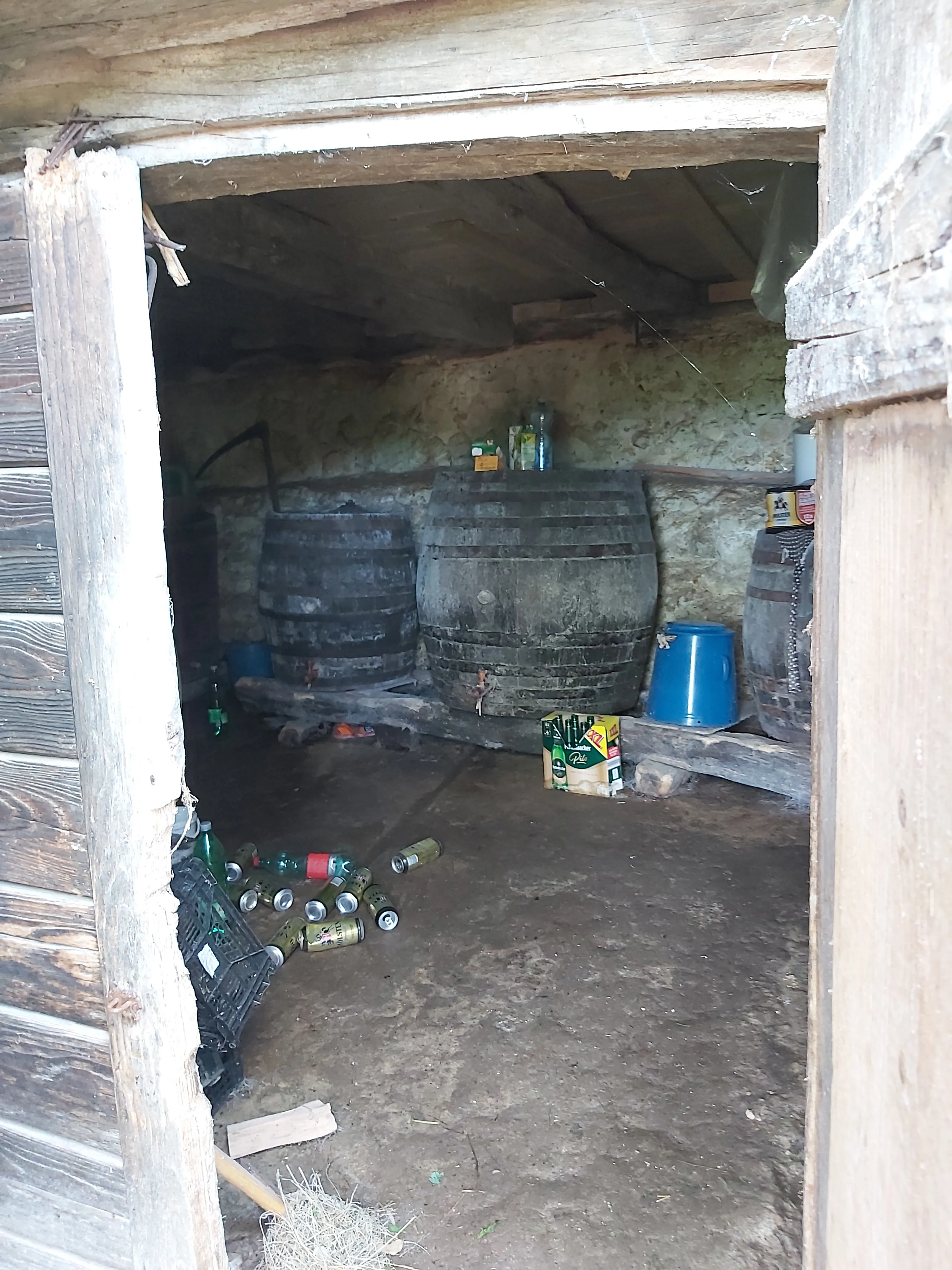 stara kuća pogodna za vikendicu - slika 8