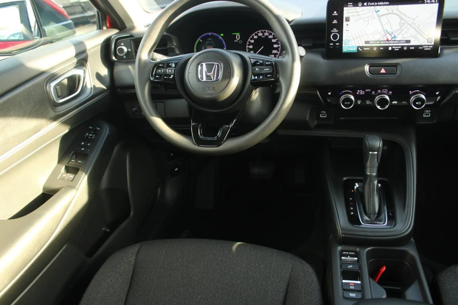 honda hr-v 1.5 hev elegance automatik - slika 11