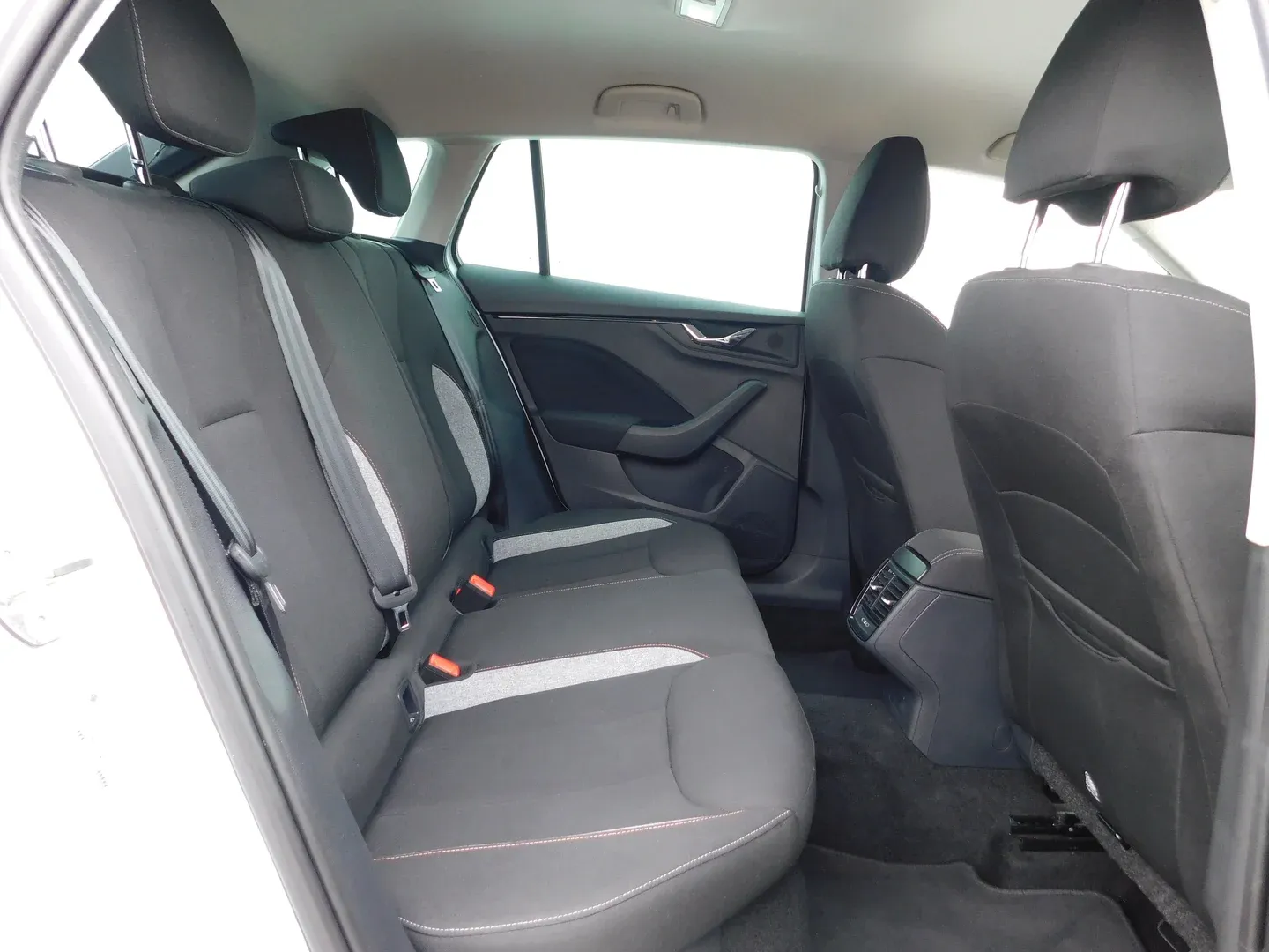 11755 škoda scala fl selection 1.0 tsi - slika 13