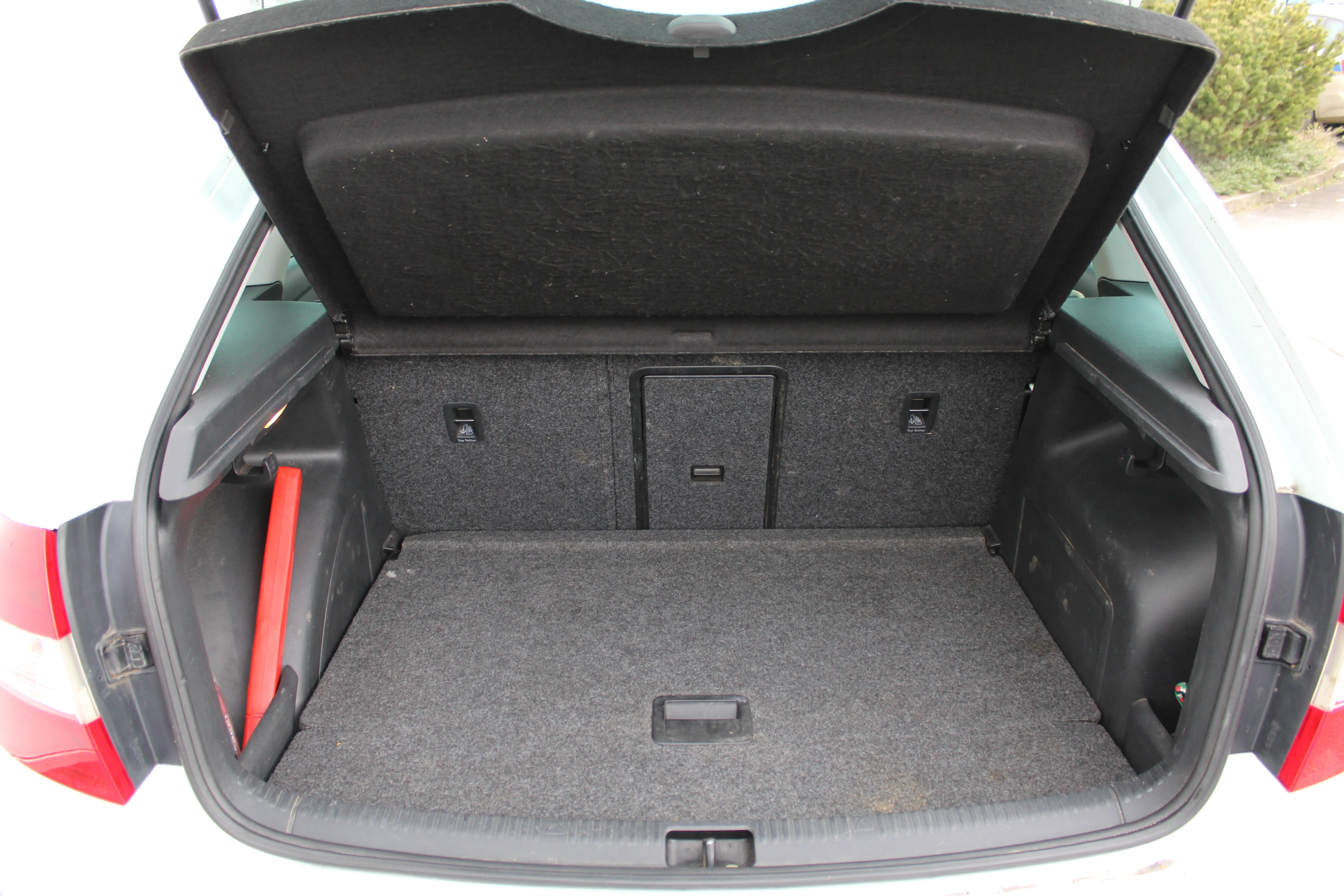13098 škoda rapid spaceback ambition 1.6 tdi cr - slika 4