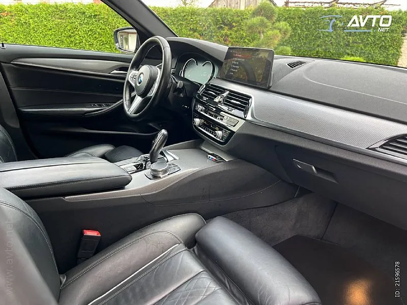 bmw serije 5 touring: 520d m sport-led-navi-kam 360-tow-odličan - slika 10