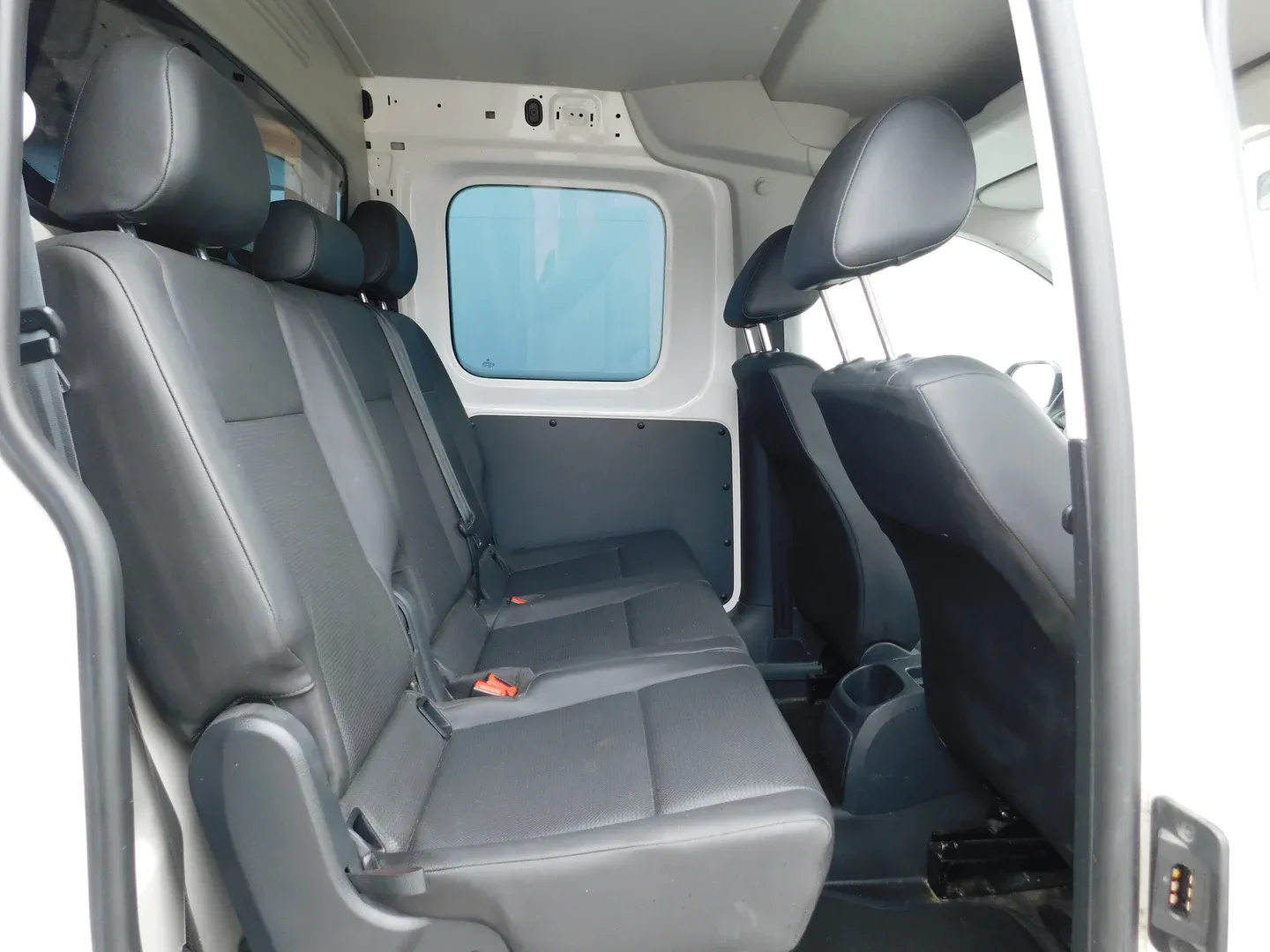 11448 vw caddy kombi maxi 2.0 tdi - slika 11