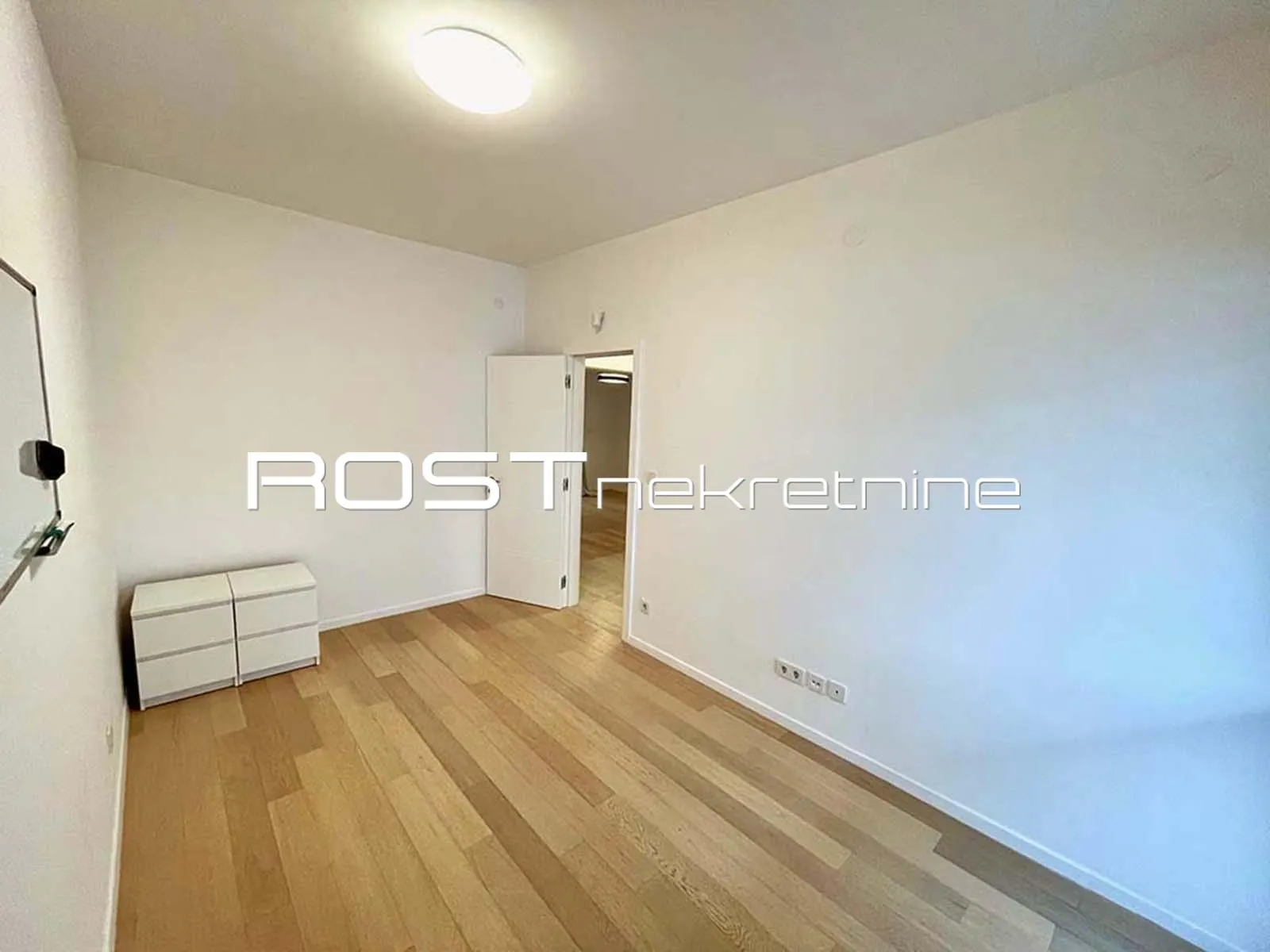 maksimir - srebrnjak - 200 m2, 5-sobni+ terasa+ garaža + parking - lux - slika 11