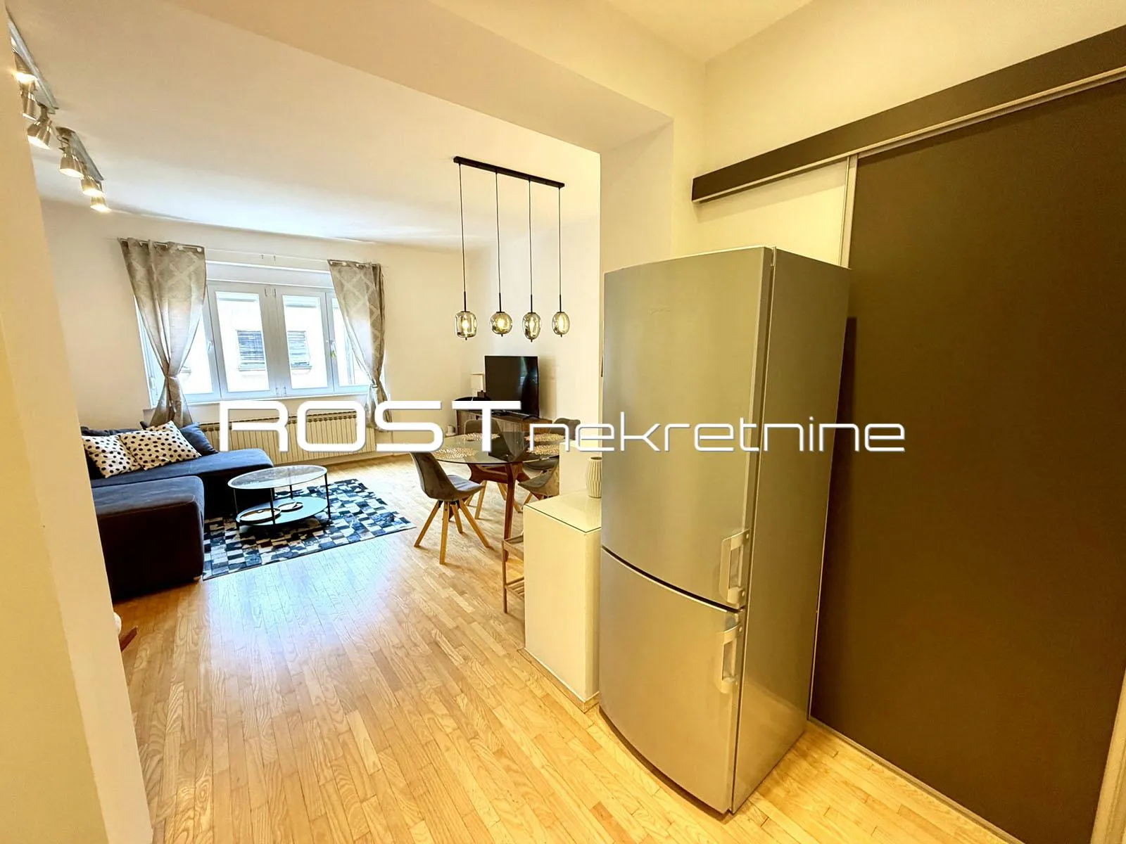 kvaternikov trg - martićeva - 50 m2, 2-sobni + balkon - luksuzni - slika 11