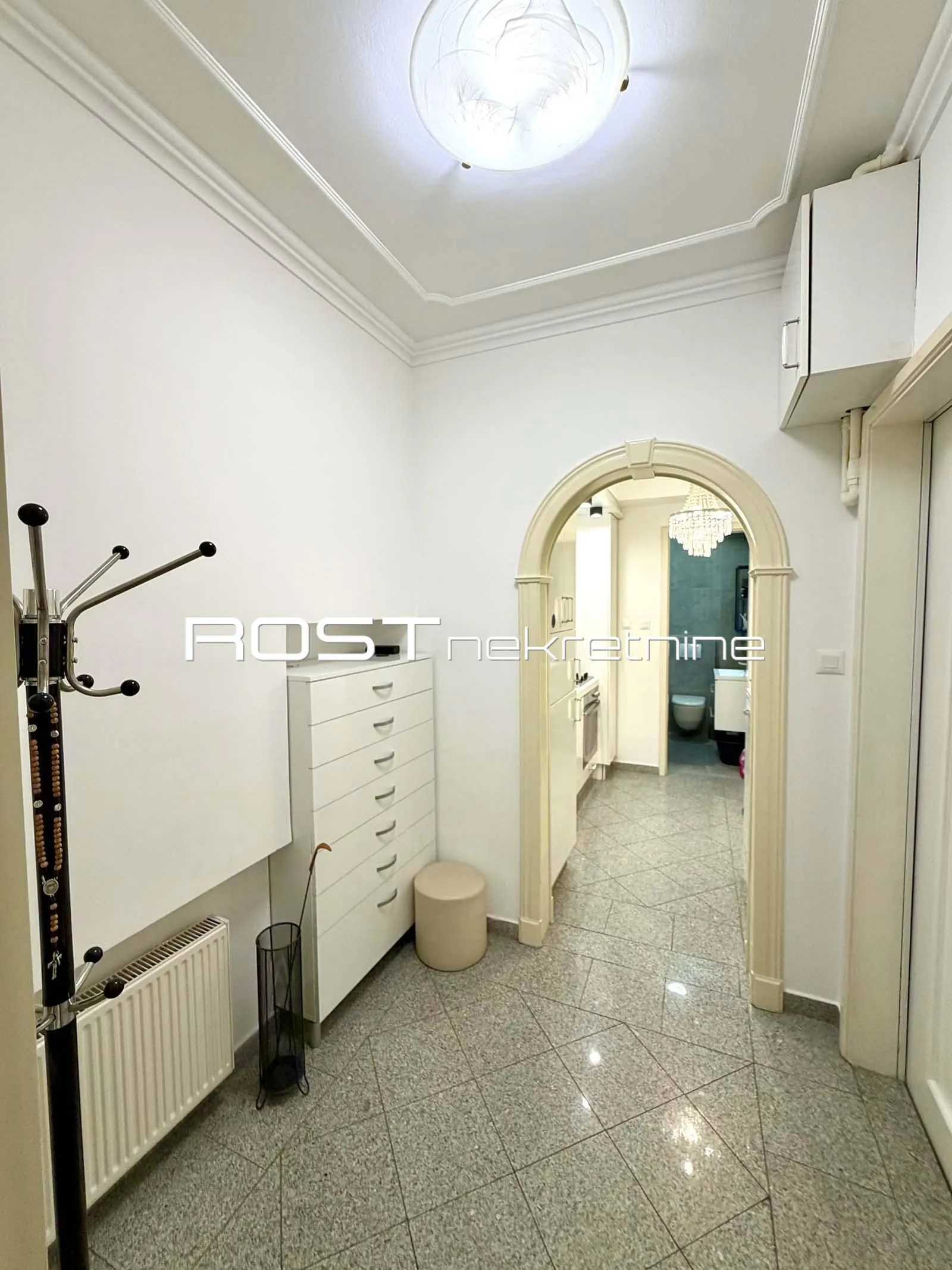 strogi centar - frankopanska - 63 m2, 3-sobni - novouređeni stan - slika 27