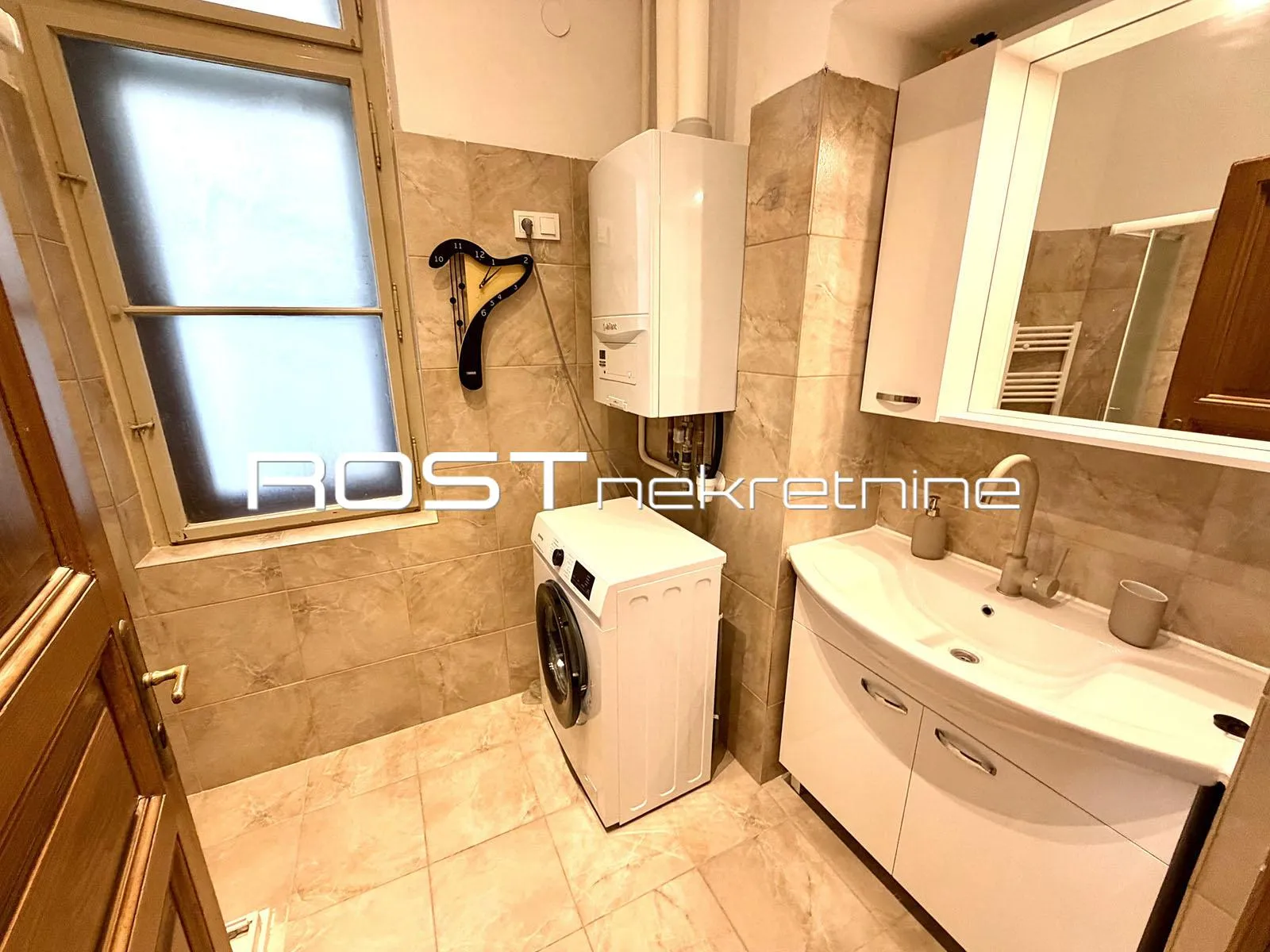 strogi centar - gundulićeva - 122 m2, 4-sobni + balkon - novouređeni - slika 21