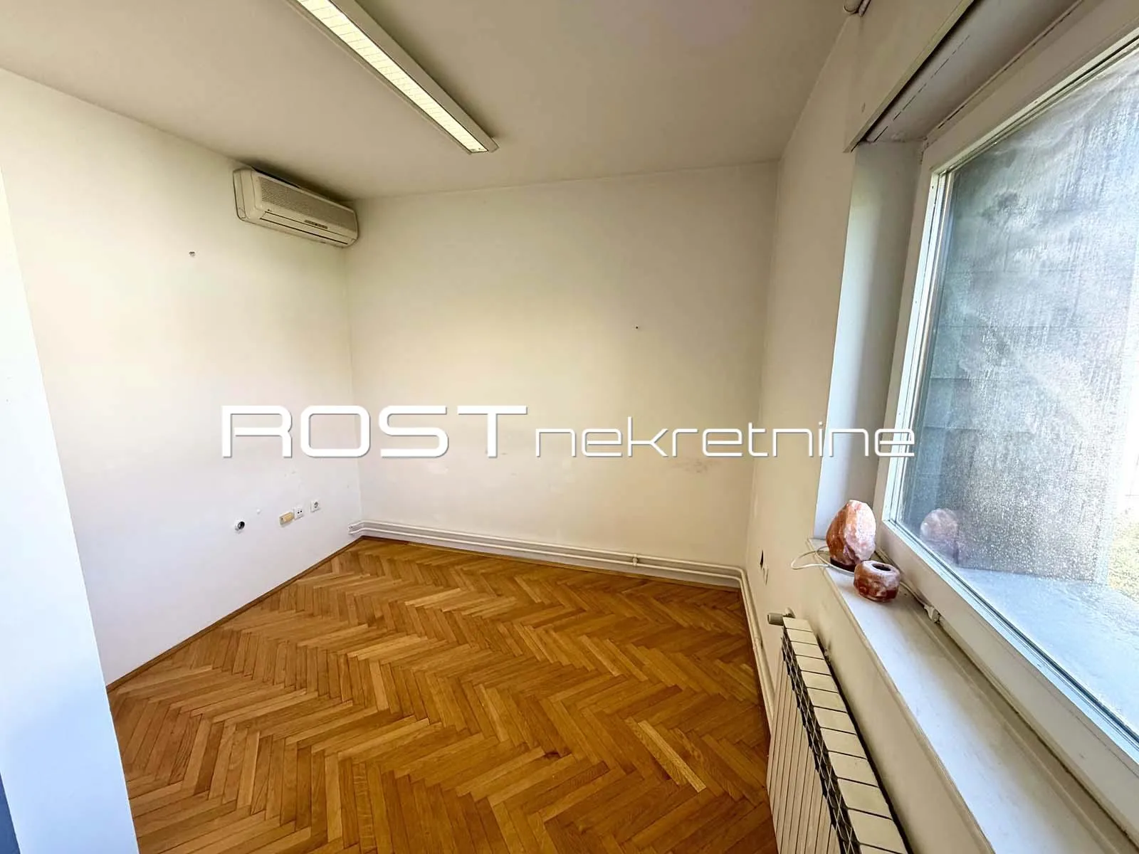 kvaternikov trg - heinzelova - 100 m2, 4-sobni + parking - slika 13