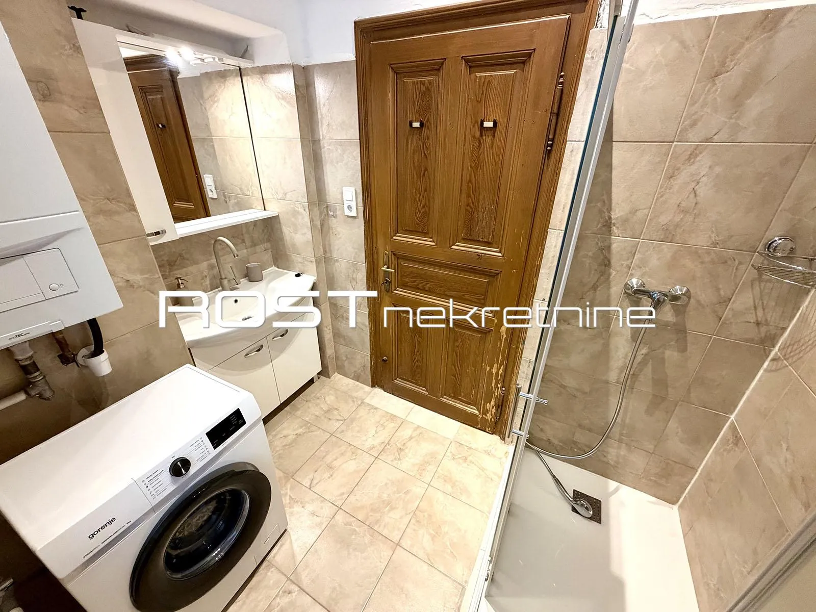 strogi centar - gundulićeva - 122 m2, 4-sobni + balkon - novouređeni - slika 24