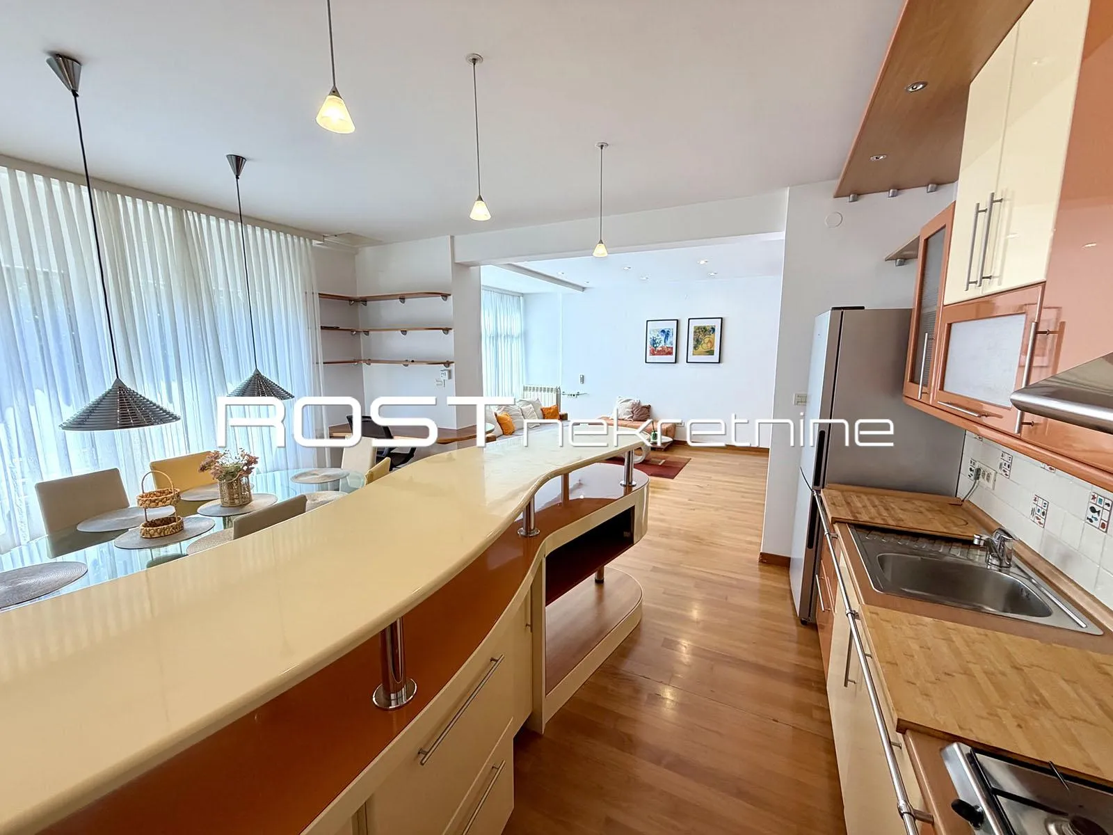 centar - savska cesta - 70 m2, 3-sobni + balkon - atraktivni - slika 15