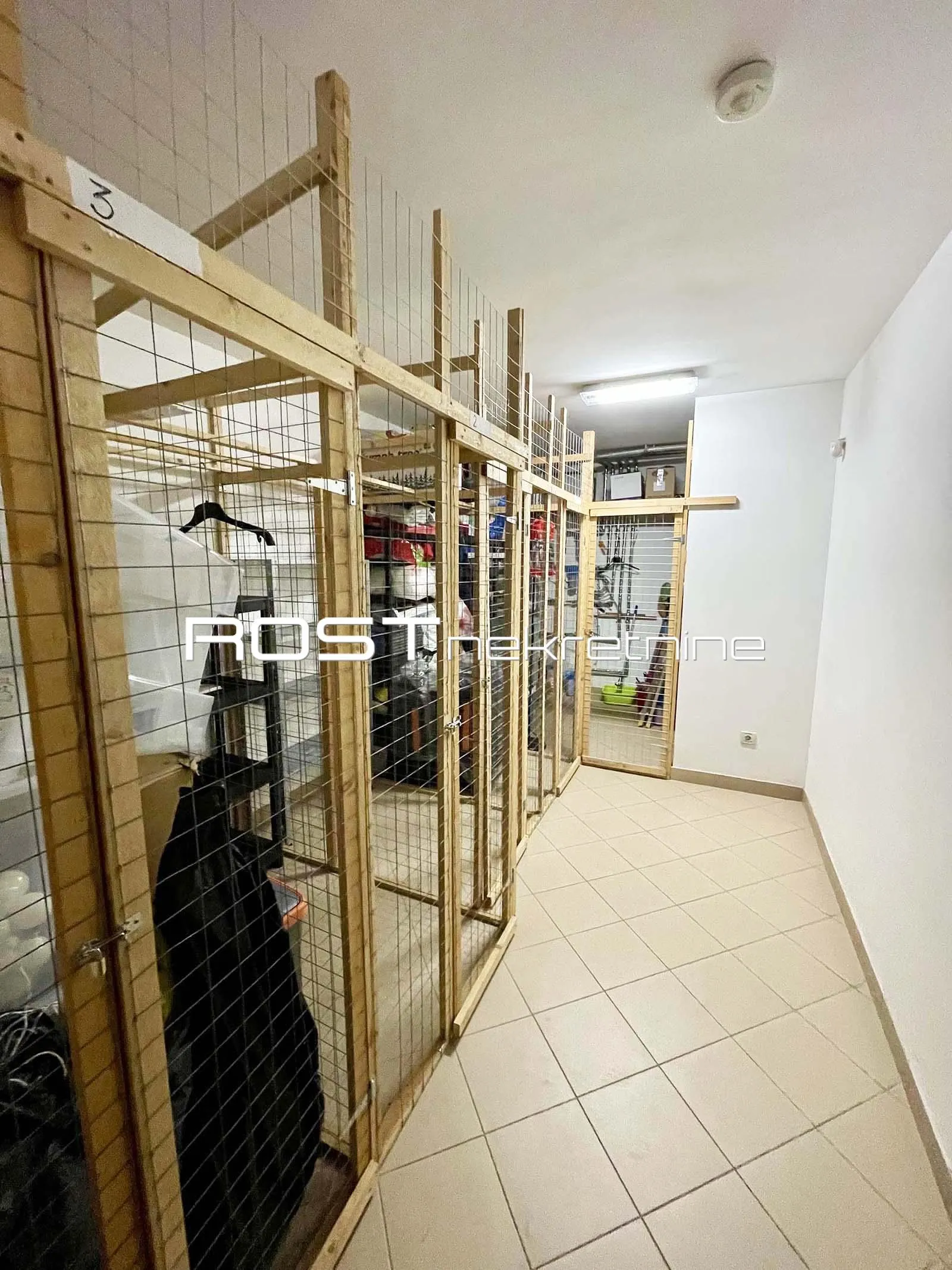 bukovačka cesta - 96 m2, 3-sobni + terasa + parking - atraktivni - slika 26