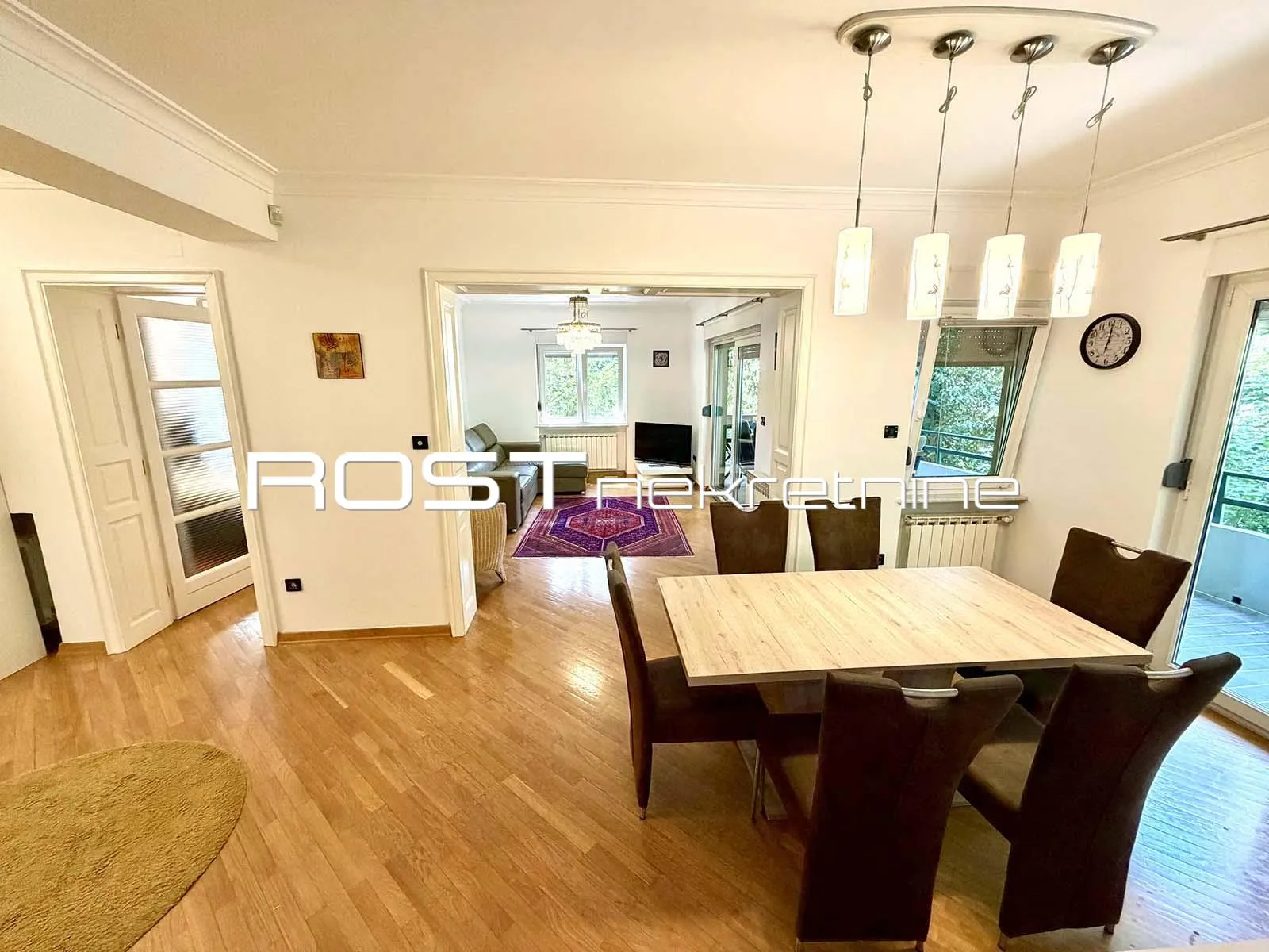 britanski trg - goljak - 120 m2, 3-sobni + terasa + vrt + garaža - slika 9