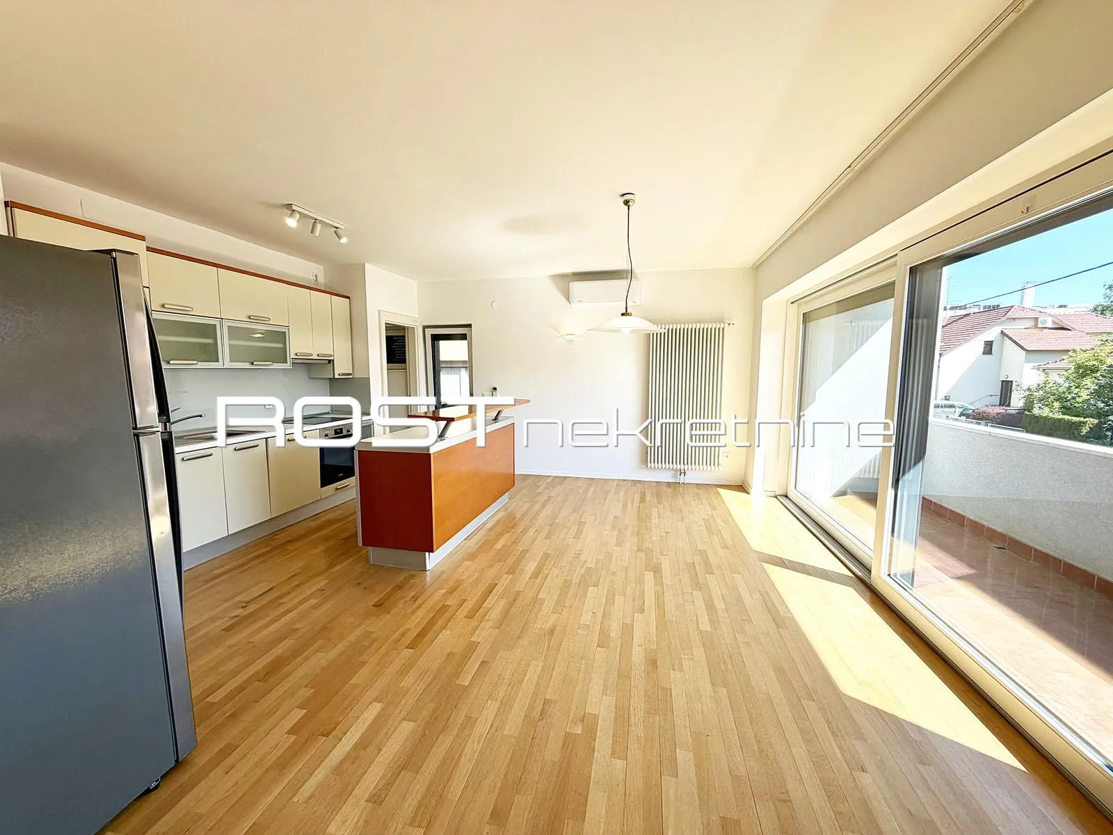 šalata - 160 m2, 4-sobni + 4 balkona + garaža + 3 parkinga - lux - slika 5