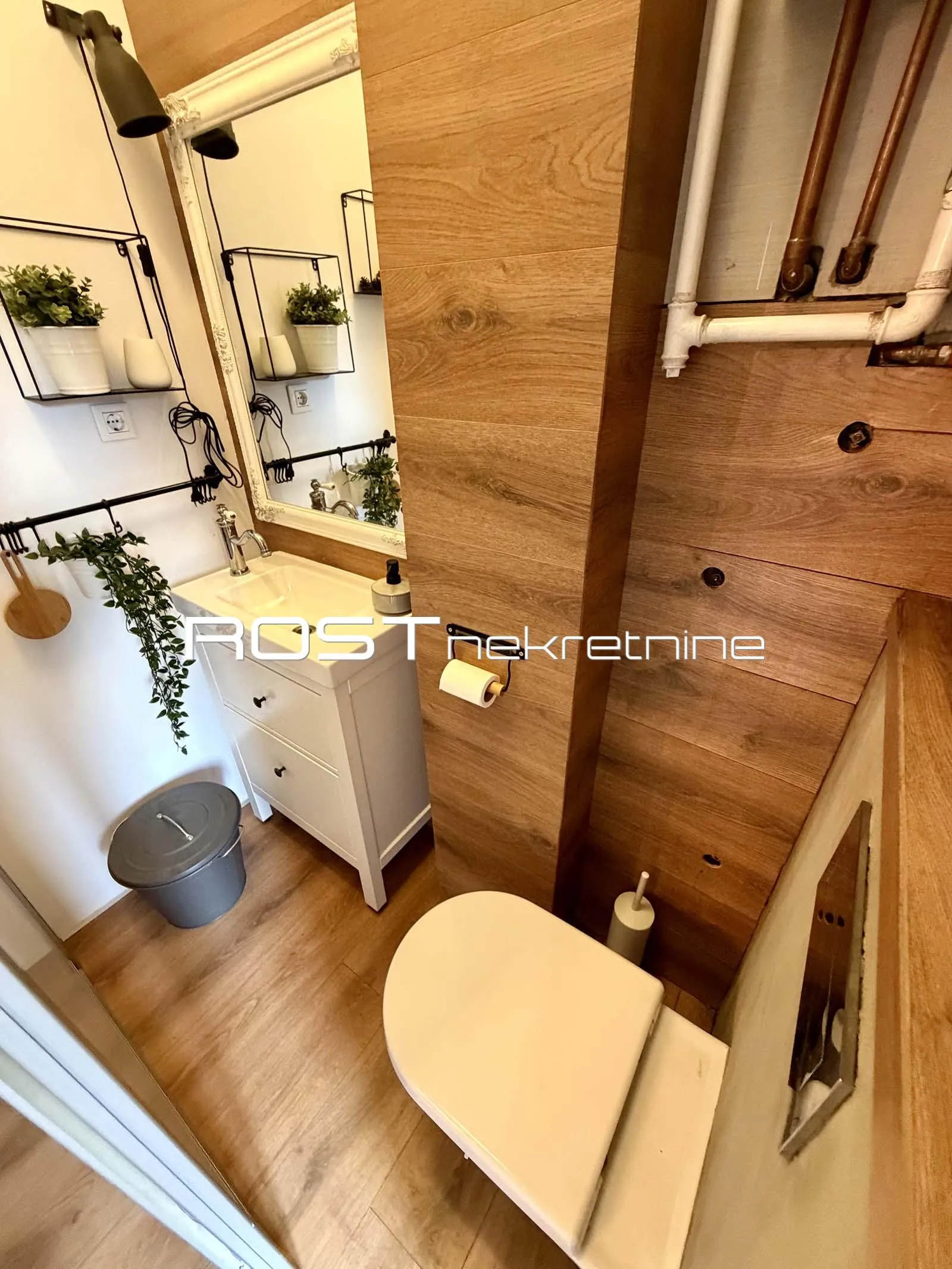 martićeva - kod bauerove i malog vatikana - 34 m2 - dizajnerski studio - slika 11