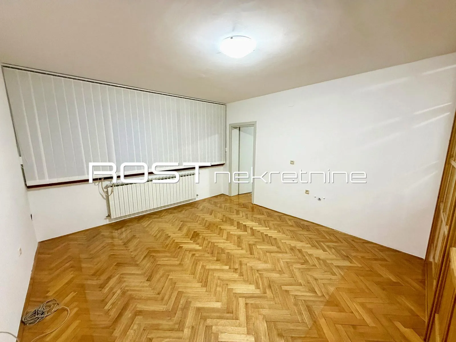 centar - iblerov trg - 105 m2, 4-sobni - novouređeni poslovni prostor - slika 9