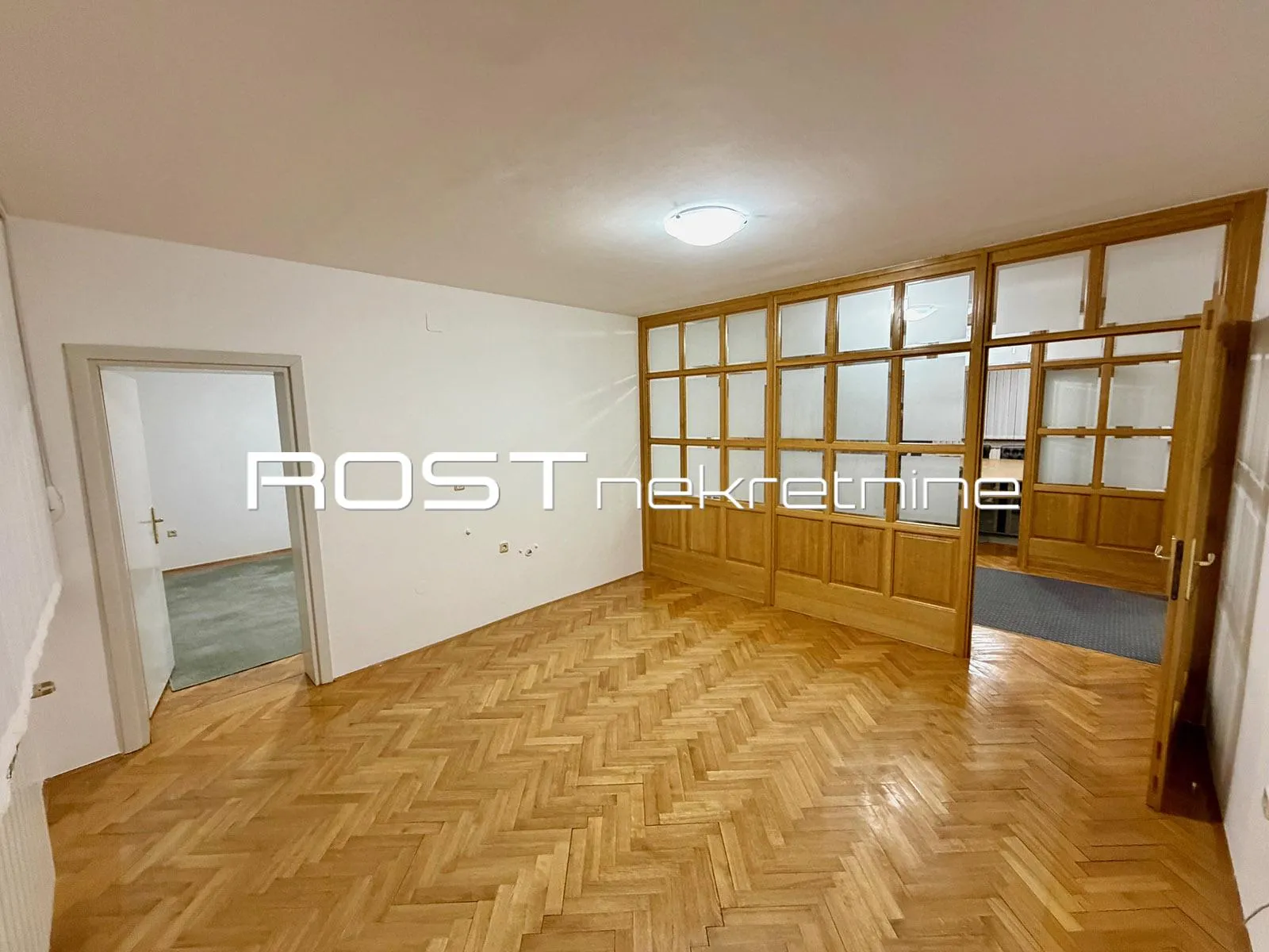 centar - iblerov trg - 105 m2, 4-sobni - novouređeni poslovni prostor - slika 10