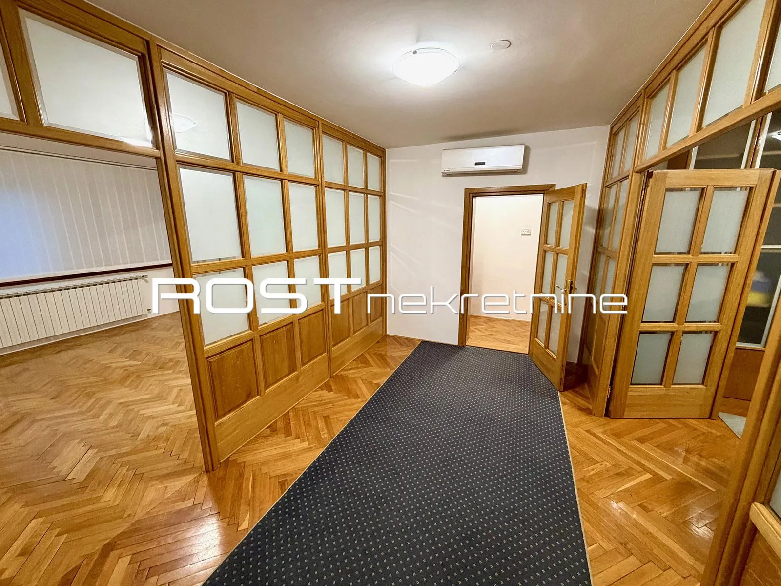 centar - iblerov trg - 105 m2, 4-sobni - novouređeni poslovni prostor - slika 21
