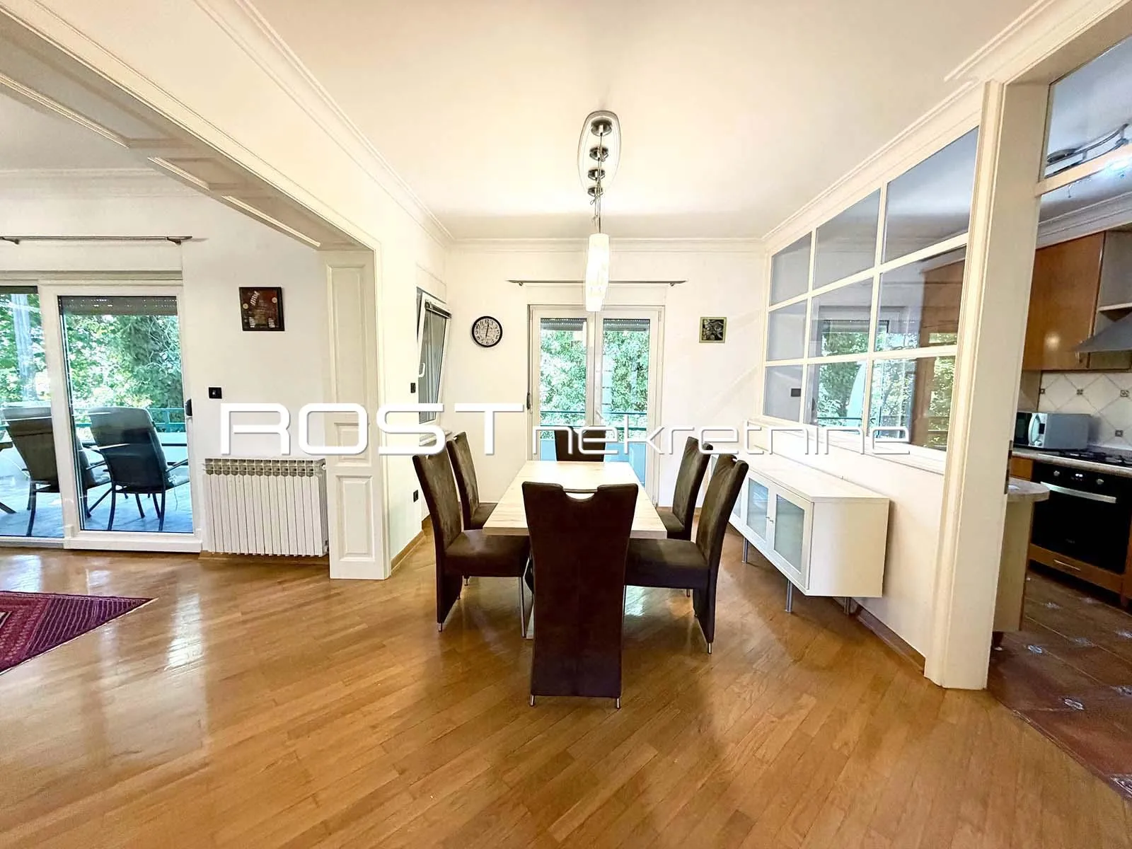 britanski trg - goljak - 120 m2, 3-sobni + terasa + vrt + garaža - slika 5