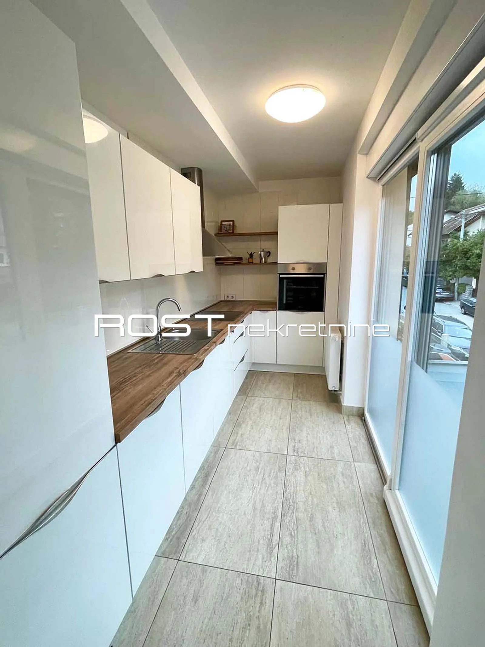 maksimir - srebrnjak - 200 m2, 5-sobni+ terasa+ garaža + parking - lux - slika 7