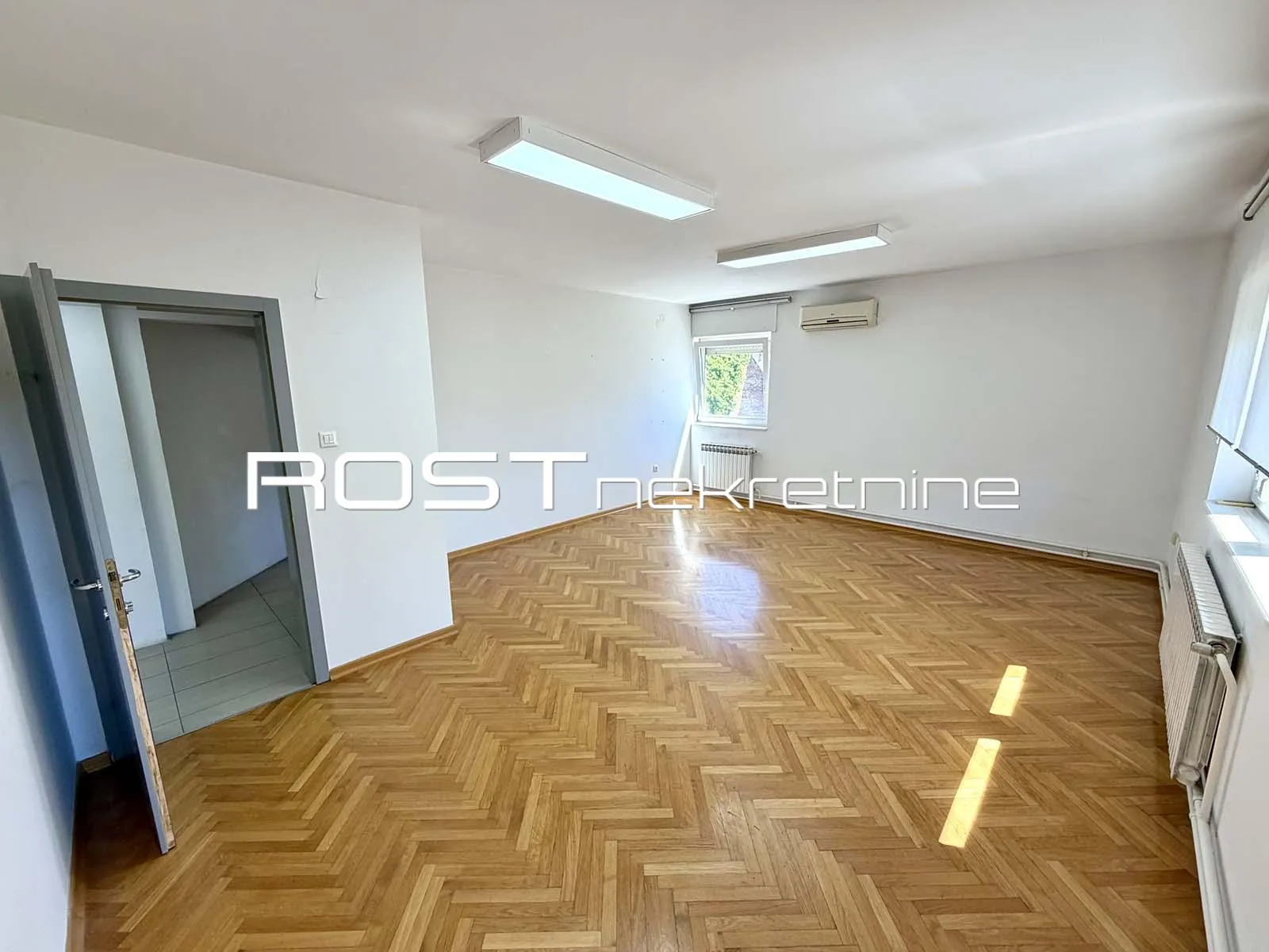 kvaternikov trg - heinzelova - 100 m2, 4-sobni + parking - slika 7