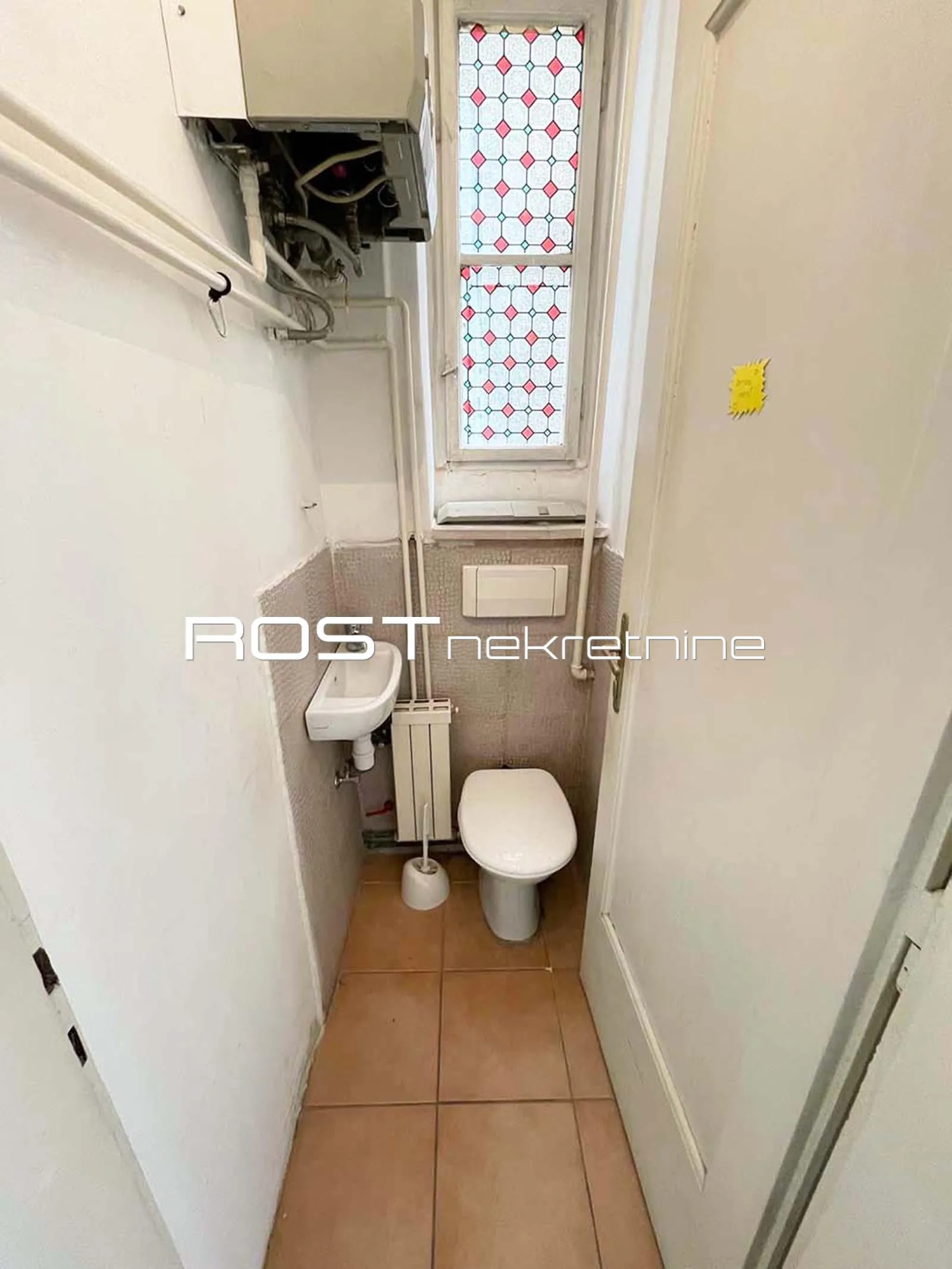 centar - laginjina - 76 m2, 4-sobni + balkon - namješten - novouređeni - slika 20