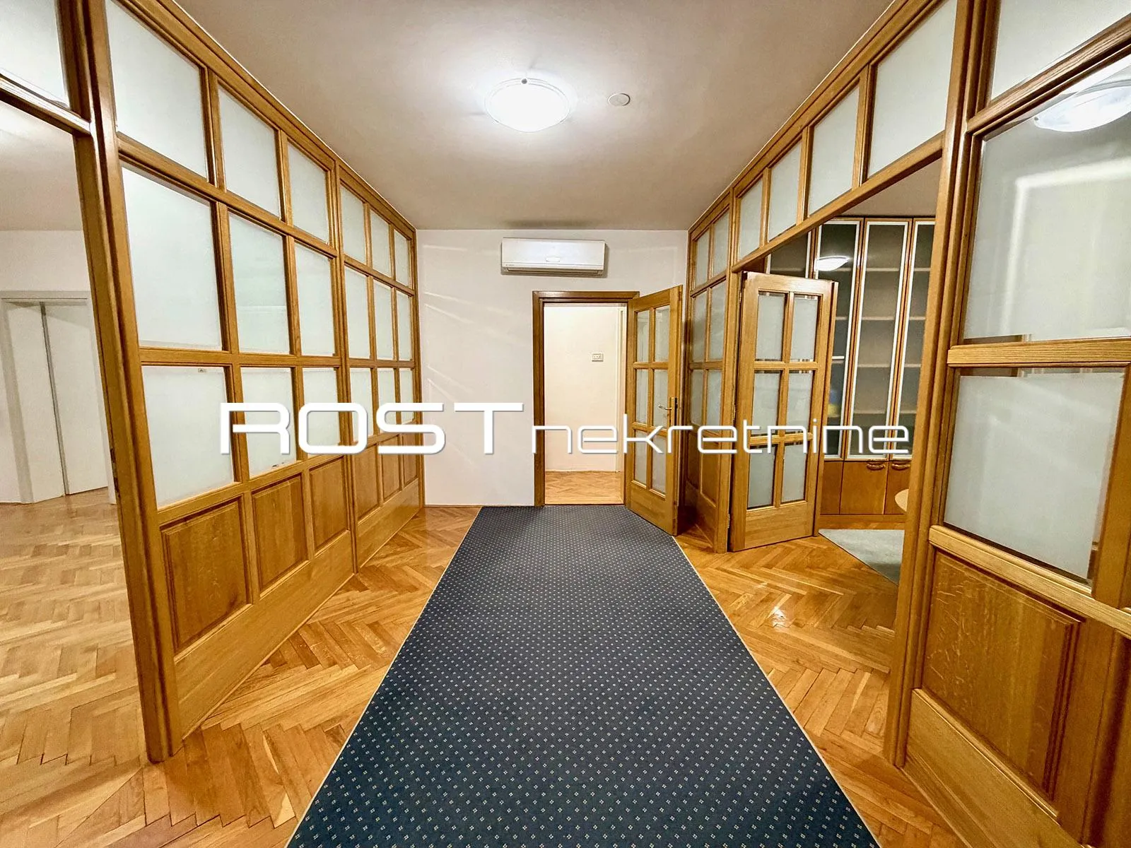 centar - iblerov trg - 105 m2, 4-sobni - novouređeni poslovni prostor - slika 20