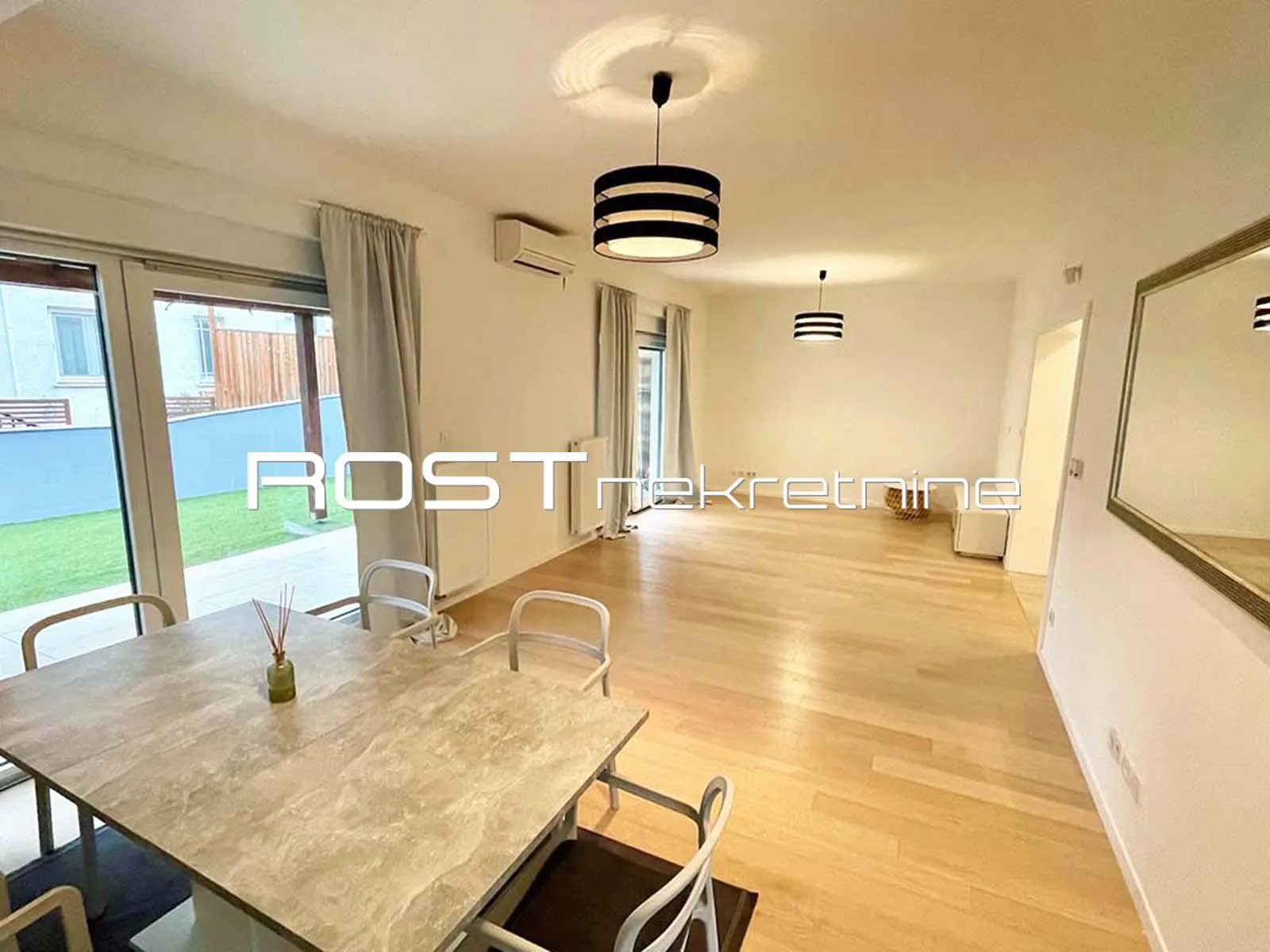 maksimir - srebrnjak - 200 m2, 5-sobni+ terasa+ garaža + parking - lux - slika 1