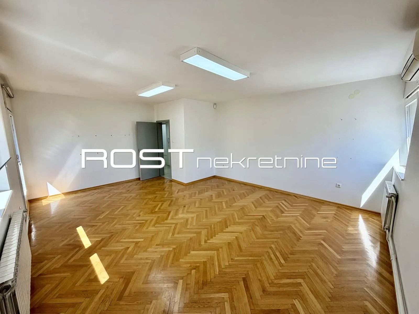 kvaternikov trg - heinzelova - 100 m2, 4-sobni + parking - slika 10