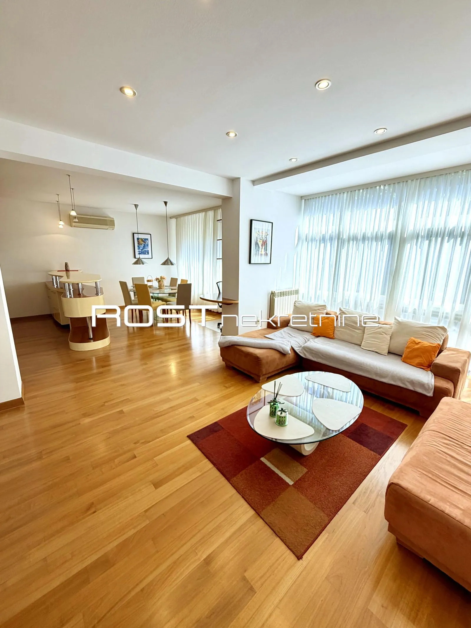 centar - savska cesta - 70 m2, 3-sobni + balkon - atraktivni - slika 8