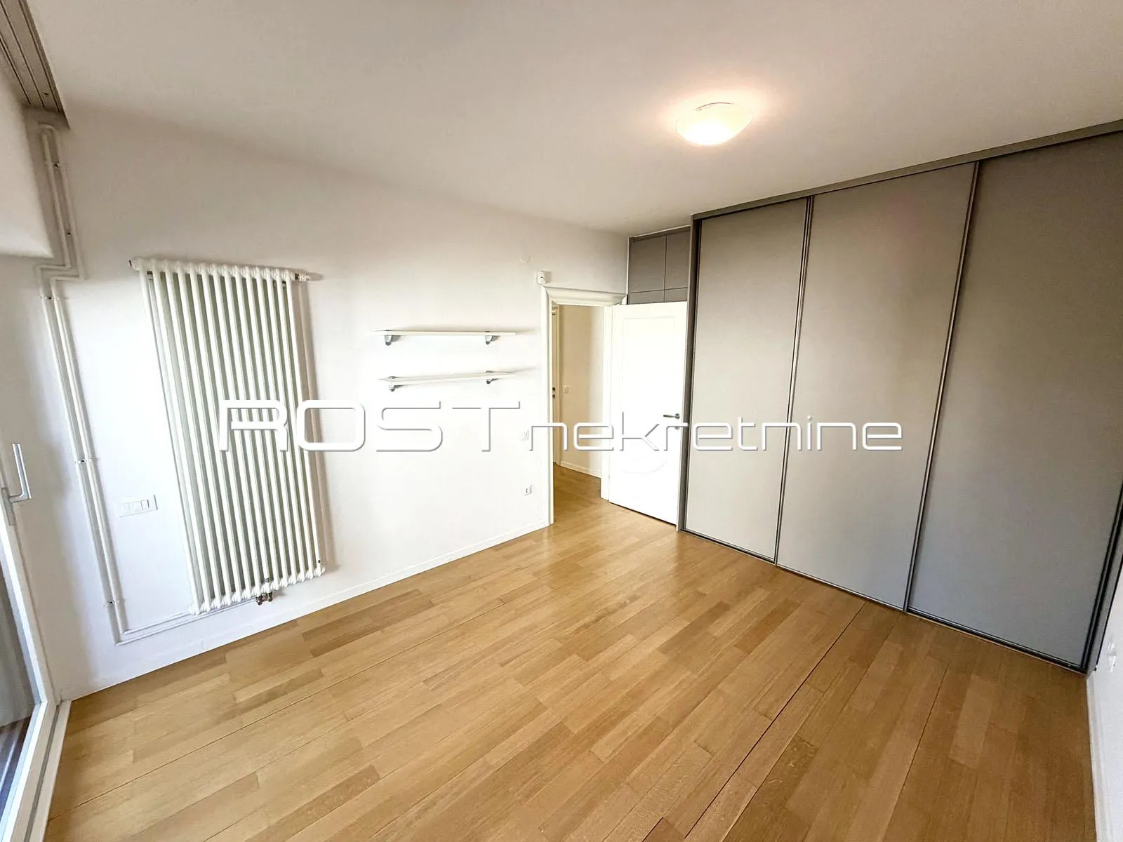 šalata - 160 m2, 4-sobni + 4 balkona + garaža + 3 parkinga - lux - slika 19