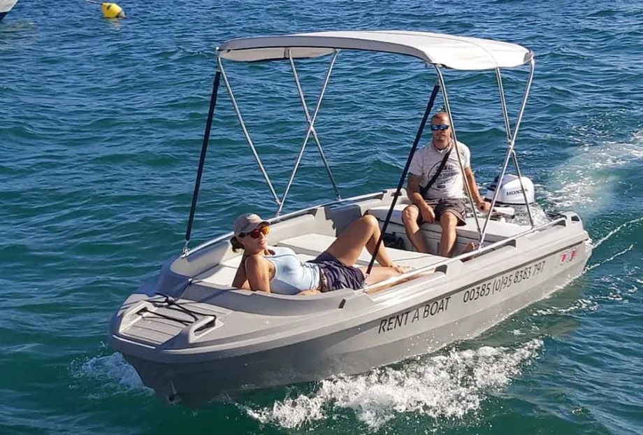 ROTO 450s Basic - NEPOTOPIVA BRODICA - Makarska