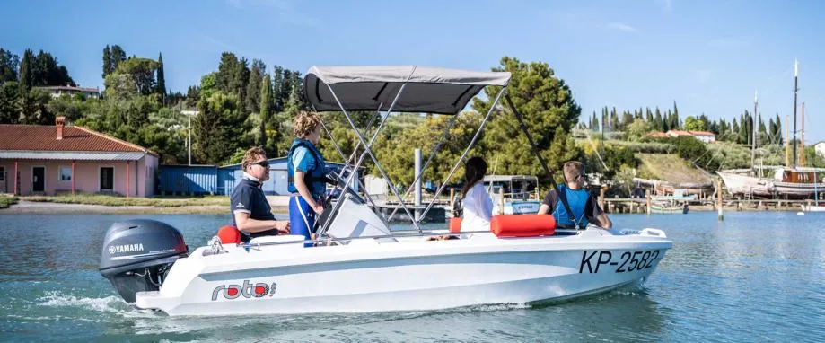 ROTO 450s FAMILY - nepotopiva brodica - Makarska