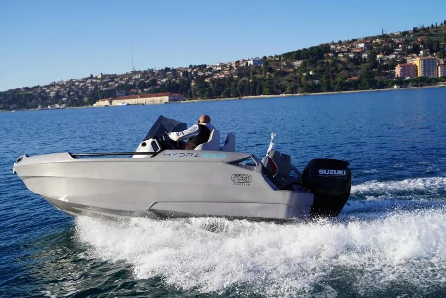 roto hydra 530 - novo doba brodica - slika 9