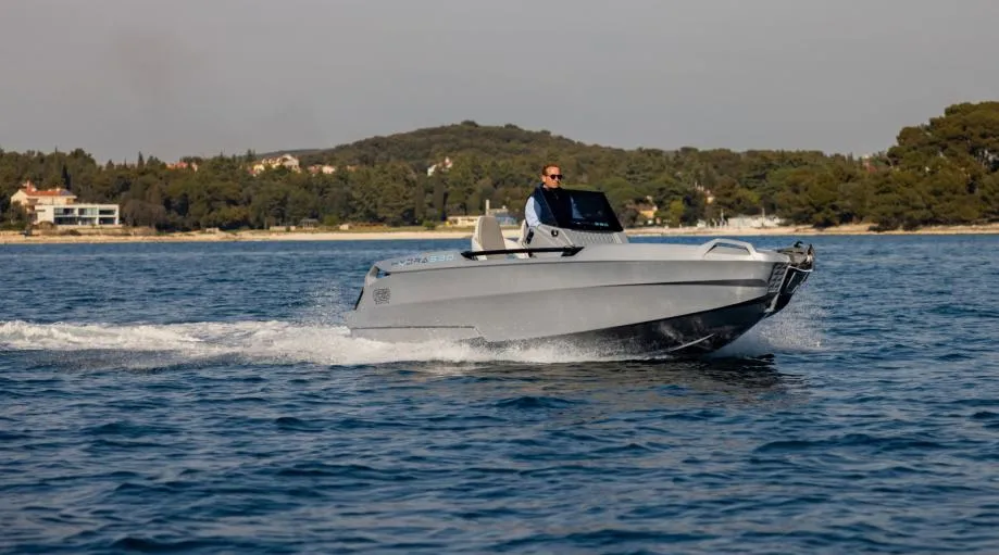 roto hydra 530 - novo doba brodica - slika 14