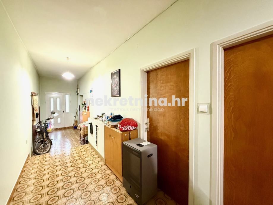 prodaja - samostojeća kuća - 300m2 - biograd na moru - slika 12