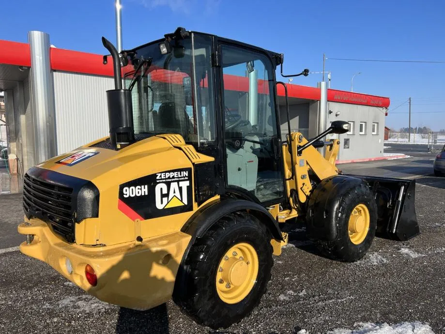 utovarivač cat 906h - slika 6