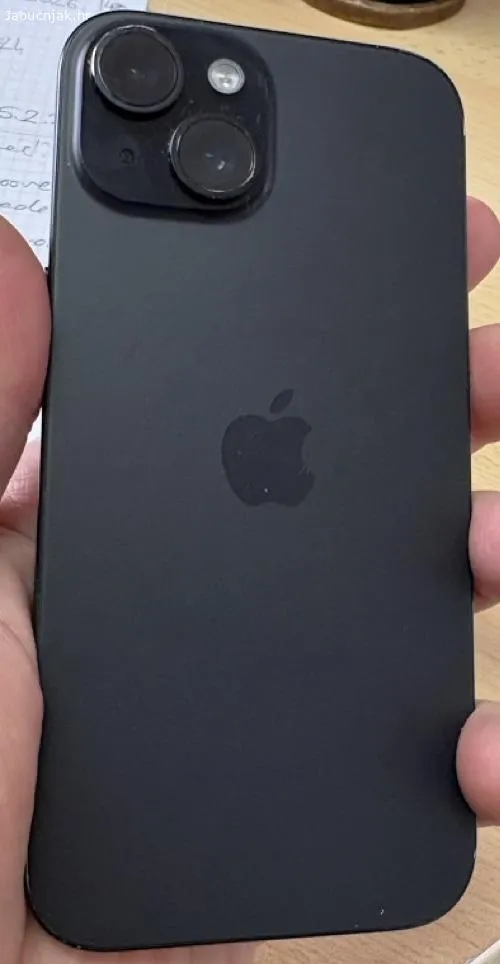 iphone 15 crni 128gb djelomično ispravan - slika 2