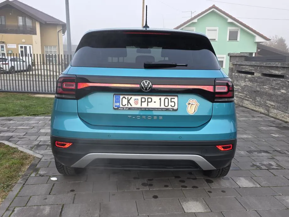 vw t-cross 1,0 tsi - slika 7