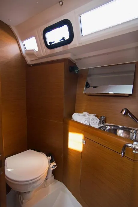 jeanneau sun odyssey 349 - slika 13